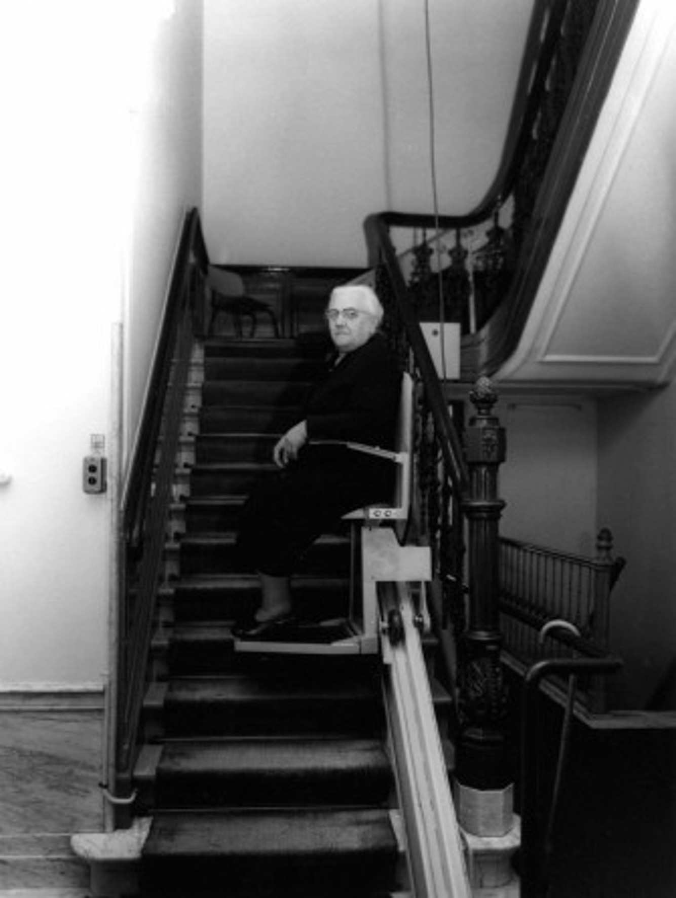le tout premier monte-escalier