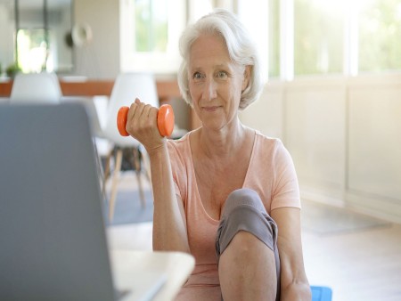 Sept conseils pour rester en forme lorsqu’on dispose d’un monte-escalier