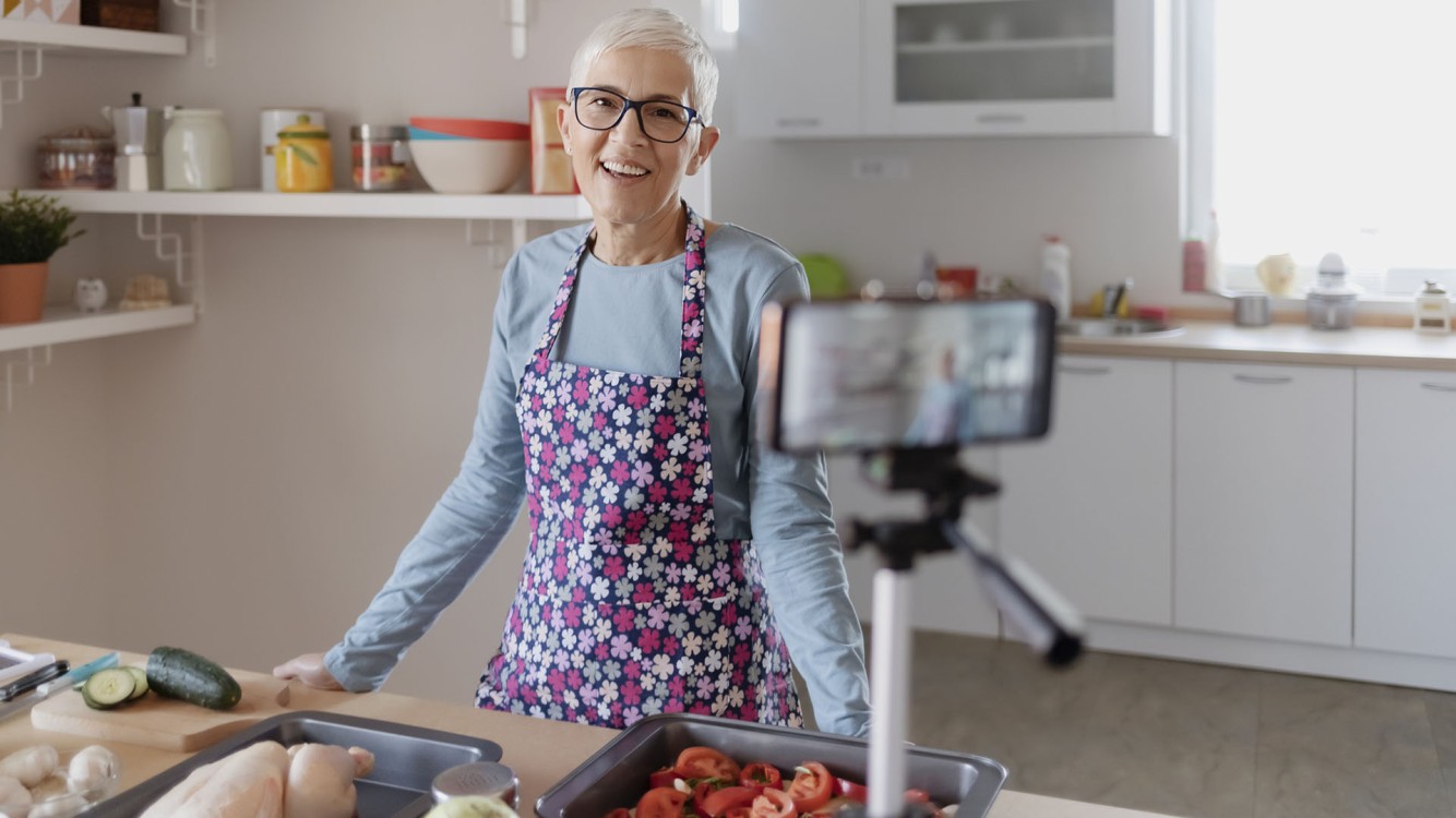 Influencer worden, ook als oudere perfect mogelijk Influencer worden, ook als oudere perfect mogelijk